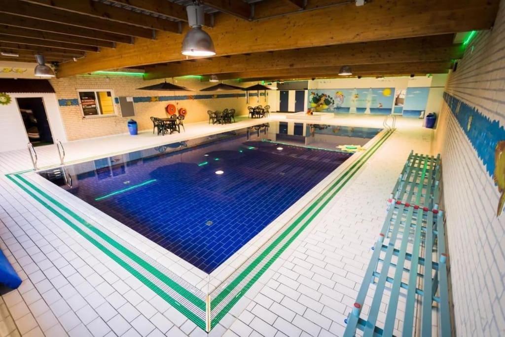 Vakantiehuis Aan Het Water -Incl Laadpaal- Ewijk المظهر الخارجي الصورة