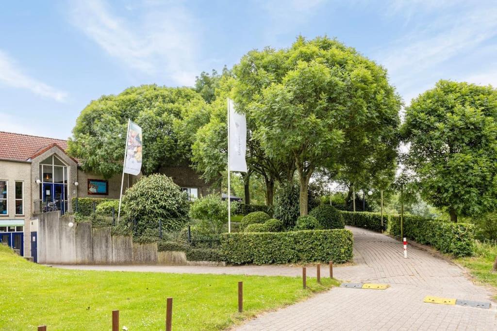 Vakantiehuis Aan Het Water -Incl Laadpaal- Ewijk المظهر الخارجي الصورة