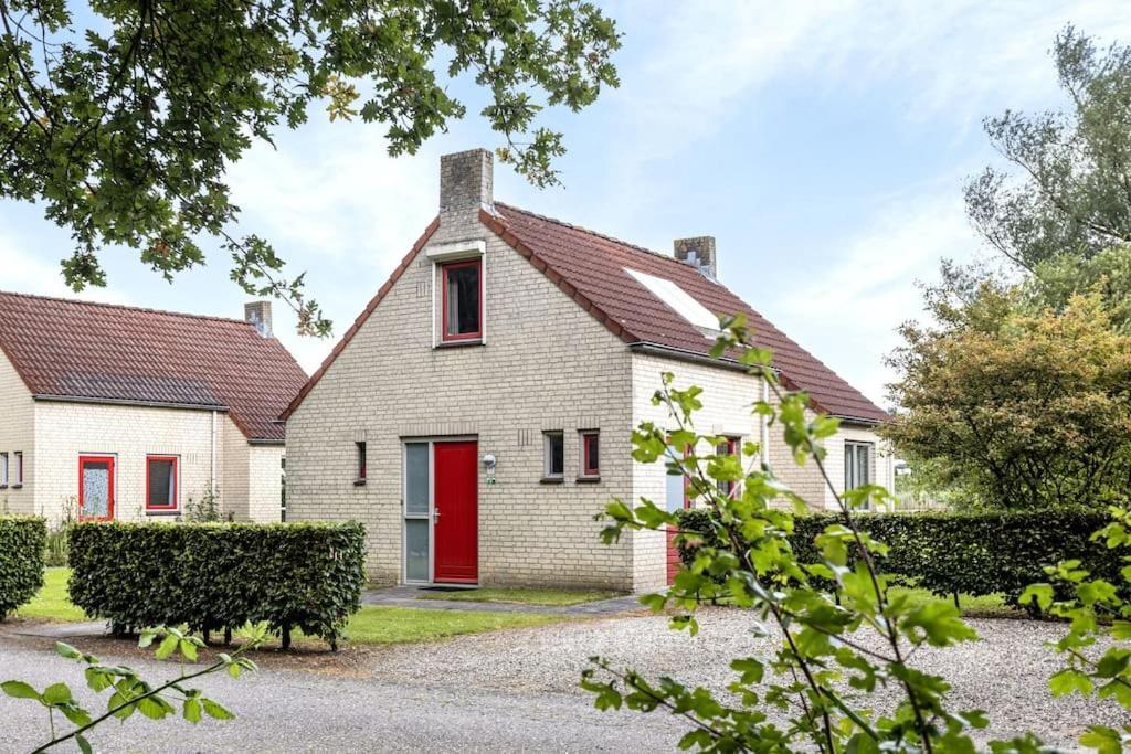 Vakantiehuis Aan Het Water -Incl Laadpaal- Ewijk المظهر الخارجي الصورة